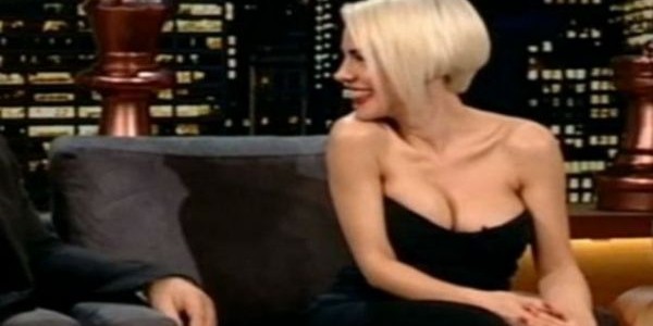 Τρέλανε κόσμο το μπούστο της Ράνια Κωστάκη
