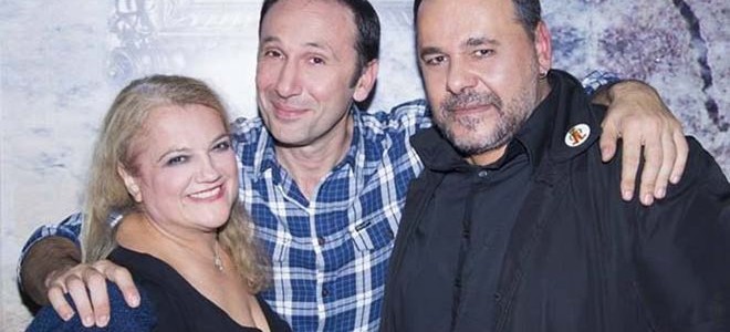 Ο θίασος της παράστασης «Χωρίζουμε λέμε» γιόρτασε την επιτυχία του! (εικόνες)