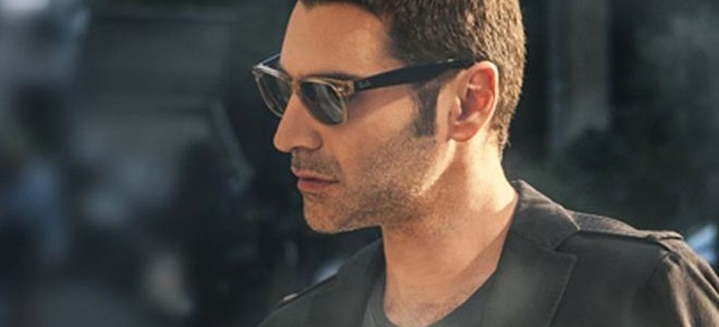 Και δεν του φαίνεται καν: Αν και ο Παπακαλιάτης μοιάζει για 30 χρονών σε λίγες μέρες κλείνει τα….