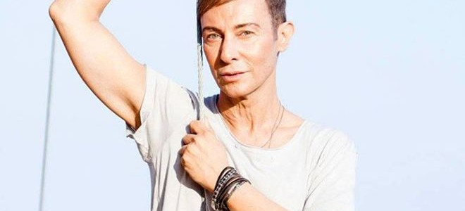 Ταύρος εν υαλοπωλείω ο Κωστέτσος: «Το βρίσκω γελοίο. Θα έριχνα ακόμα και γιαούρτια»! (βίντεο)