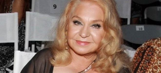 Τιτίκα Στασινοπούλου: «Είμαστε σε εποχές παρακμιακές»