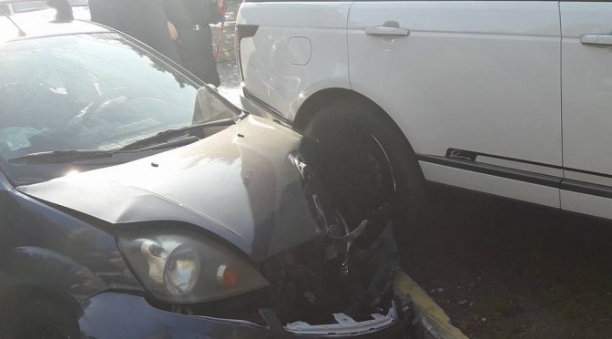 Tροχαίο ατύχημα σημειώθηκε τώρα στη διασταύρωση Μπακογιάννη και Αγίου Αντωνίου, στα Βριλήσσια.