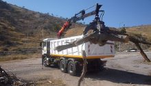 Με ένα νέο υπερσύγχρονο φορτηγό με γερανό και αρπάγη ενισχύεται η Διεύθυνση Καθαριότητας του Δήμου Βριλησσίων.